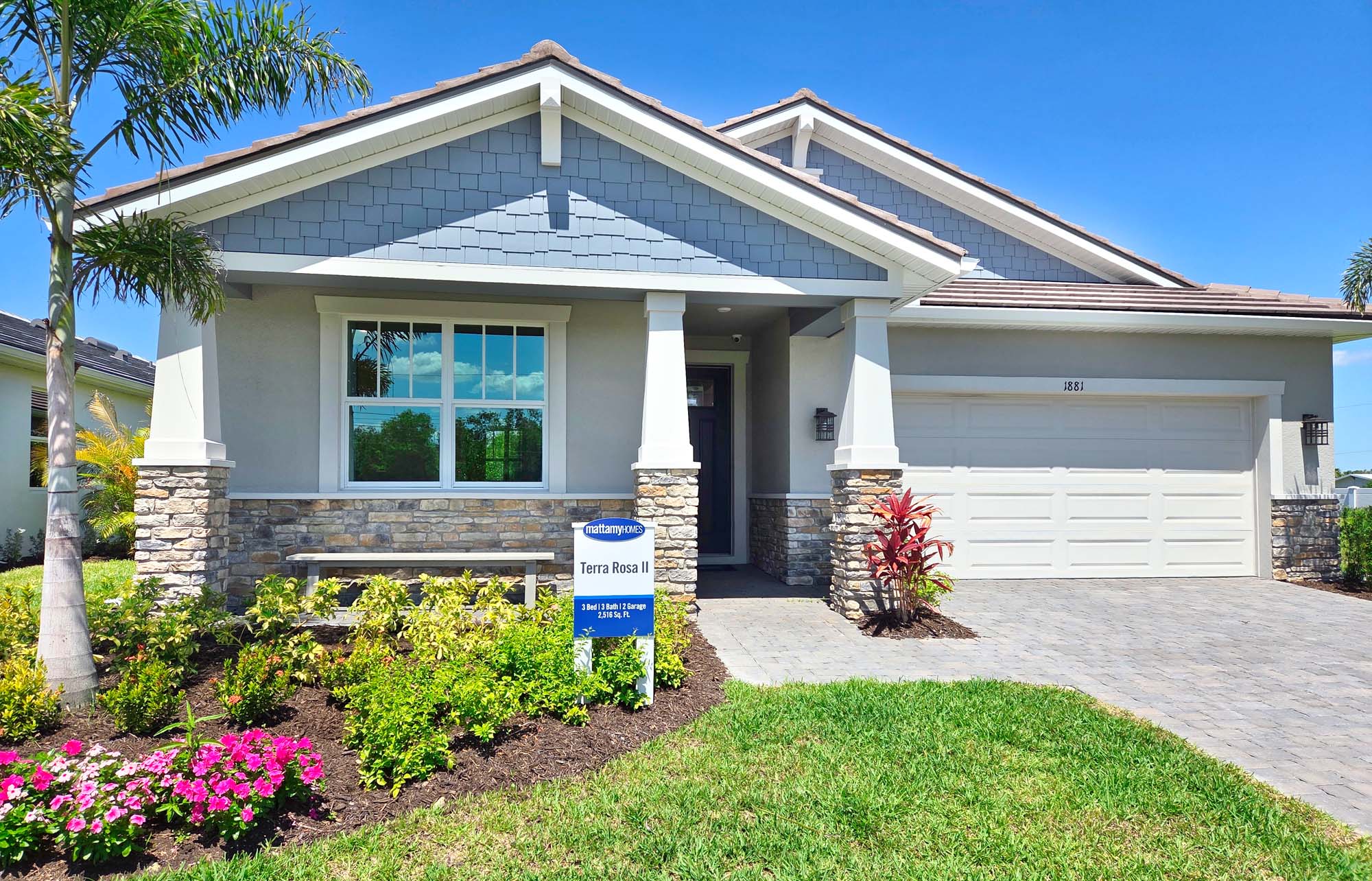 SUMMERLIT, Naples, Florida